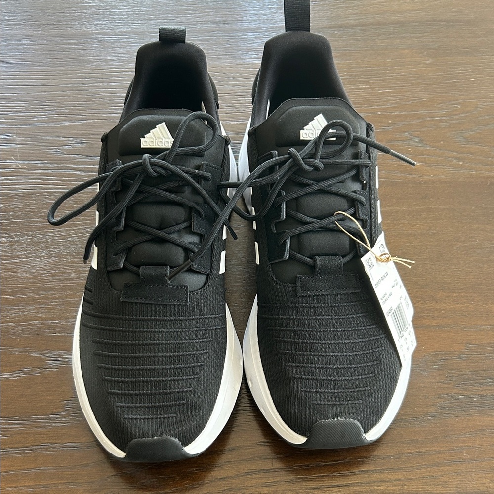 Adidas Swift Run 23 NWT - Picture 2 of 9